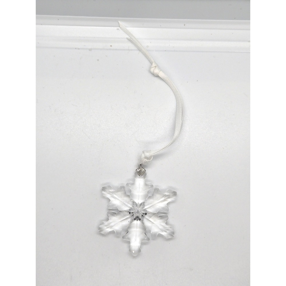 Swarovski Annual Edition 2003 Crystal Christmas Snowflake Ornament Decor